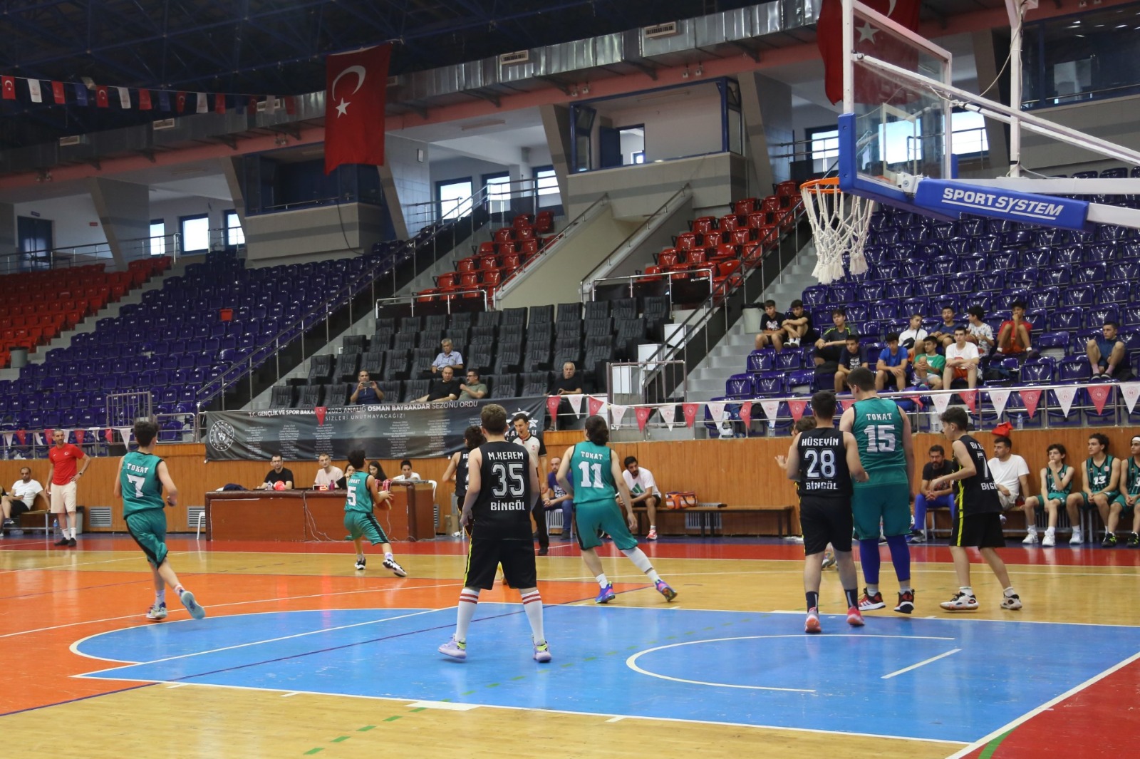  Ordu’da Yıldızlar Ligi Basketbol Heyecanı Sürüyor