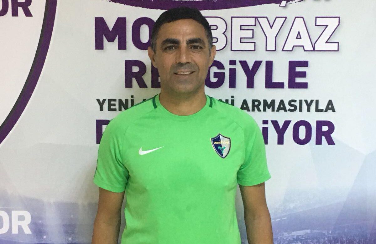 Mustafa Özer, Süper Lig Ekibinin Teknik Heyetine Katıldı